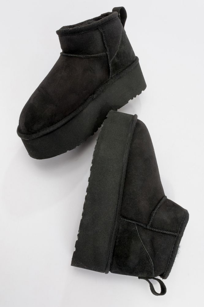 kadin-platform-taban-bilekte-bot-SIYAH SUET-UGG2511123-0083876_0